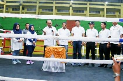 Bangkitkan Semangat Berolahraga Generasi Muda, Bupati Labuhanbatu Buka Kejurda Tinju