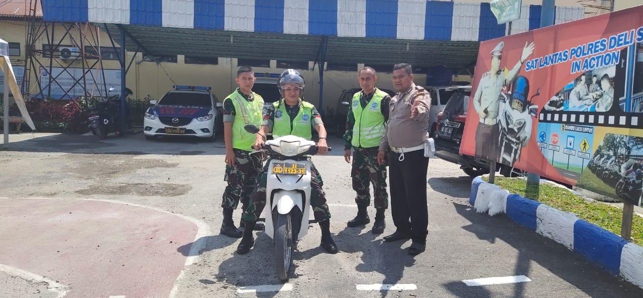 Sat Lantas Polresta DS Uji Anggota TNI Pembuatan SIM