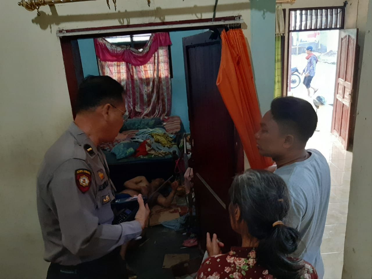 Seorang IRT Menyerahkan Diri ke Polisi Usai Lakukan KDRT Terhadap Sang Suami