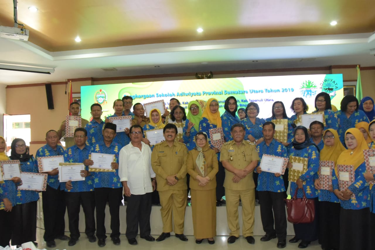 Deli Serdang Tuan Rumah Penerimaan Penghargaan Adwiyata Tingkat Provinsi Sumatera Utara Tahun 2019
