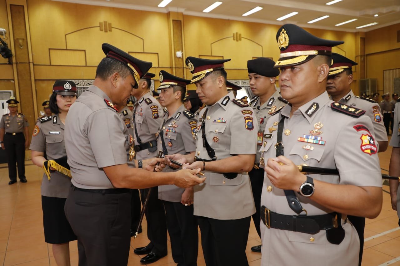 Kapoldasu Pimpin Sertijab Para PJU dan Kapolres Dijajaran Polda Sumut.