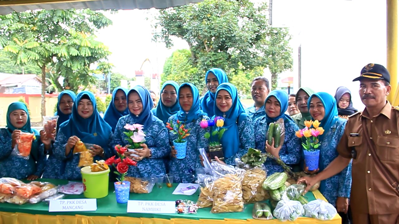 Kepada Desa Percontohan, Ny.Tiorita Minta Siapakan Segala Sesuatunya