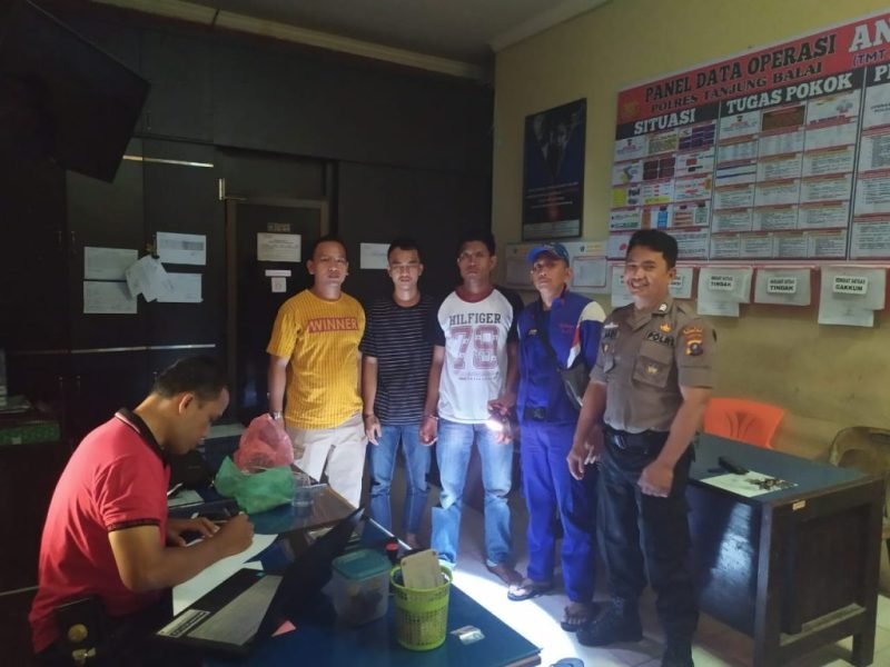 Satpol Air Polres Tanjung Balai Ungkap Peredaran Shabu di Laut, 2 Warga Tanjung Balai Merengek Saat Ditangkap