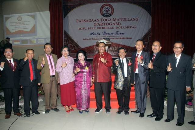 Akhyar di Pesta Bona Taon Partogam: Cantik Itu Idaman Semua Orang