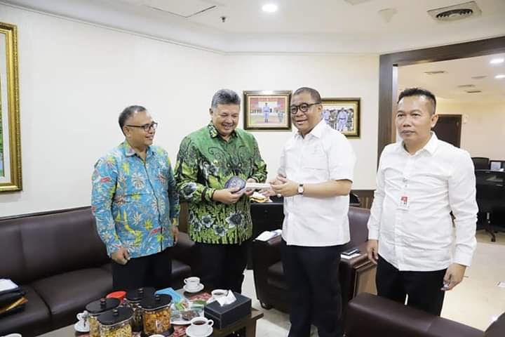 Sekjend Kemensos  Puji Komitmen Wali Kota Solok dalam Taskin