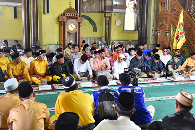 Gubernur Ajak Masyarakat Mengenang Tengku Amir Hamzah