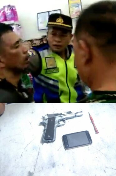 Terekam CCTV Mencuri di Gerai Indomaret Seorang Pria Berpistol Airsofgan Babak Belur Dihajar Masa.