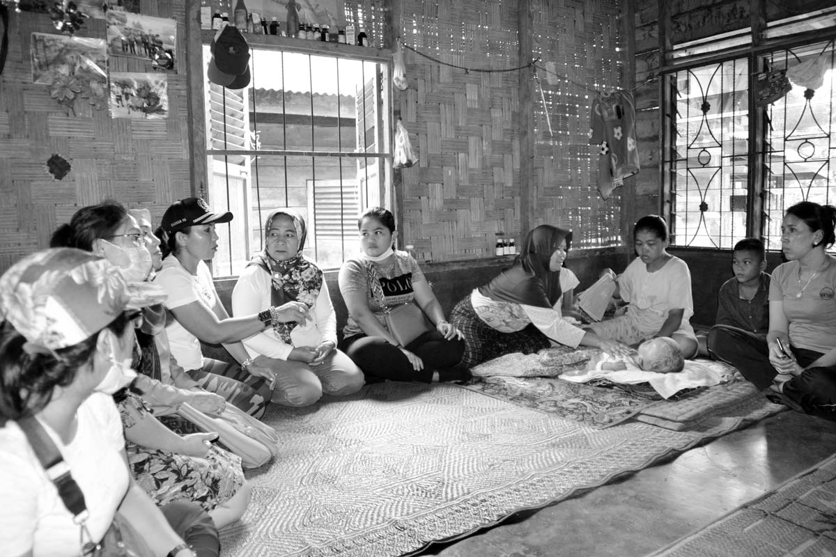 Anggota DPRD Langkat Sribana Perangin Angin Kunjungi Pendeita Hidrosefalus