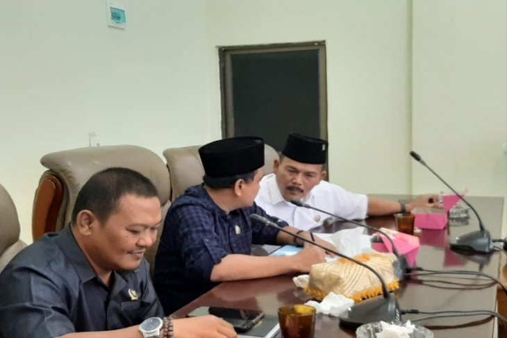 Anggota DPRD Langkat minta LNK Beri Akses Pembangunan Jaringan Listrik