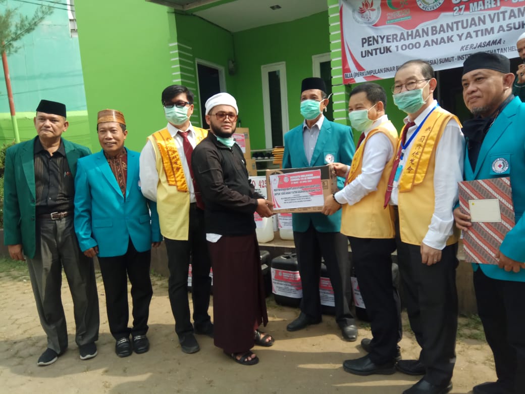 Inkes Helvetia Medan-BLIA dan Al Washliyah Sumut Bantu Vitamin dan Sanitizer 1000 Anak Yatim Asuhan Al Washliyah
