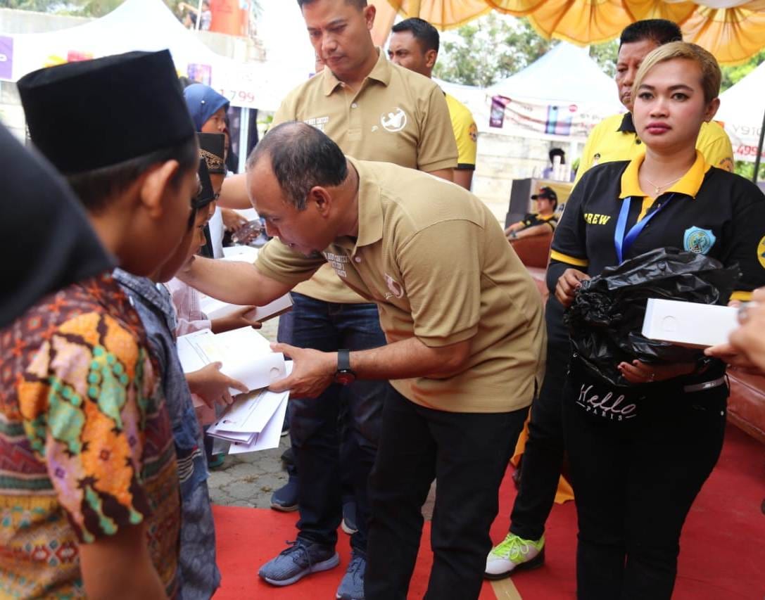 Open Body Contest, Bupati Labuhanbatu Santuni Anak Yatim