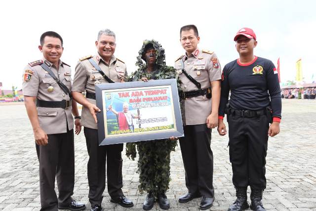 Bintara Remaja T.A 2019-2020 Peragakan Kemampuan Perorangan dan Beregu Dihadapan Kapolda Sumut