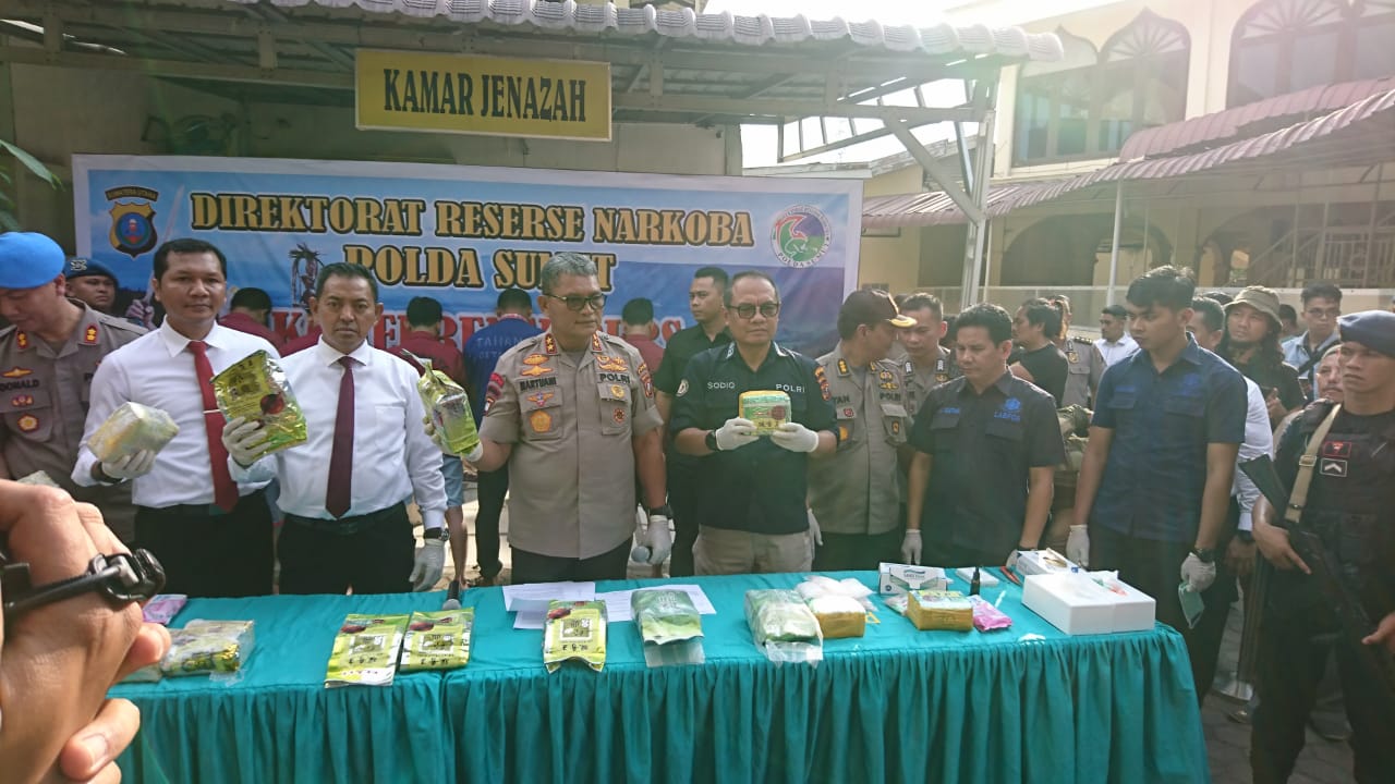 Dit Narkoba Polda Sumut Ringkus Dua Kelompok Jaringan Narkoba Internasional. 1 Diantaranya Ditembak mati.
