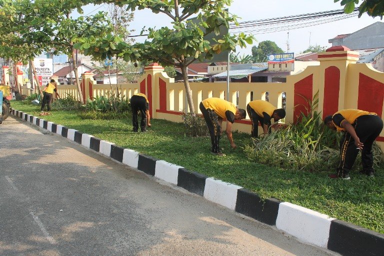 Polresta Deli Serdang Tingkatkan Kebersihan Antisipasi Penyebaran Virus Corona.