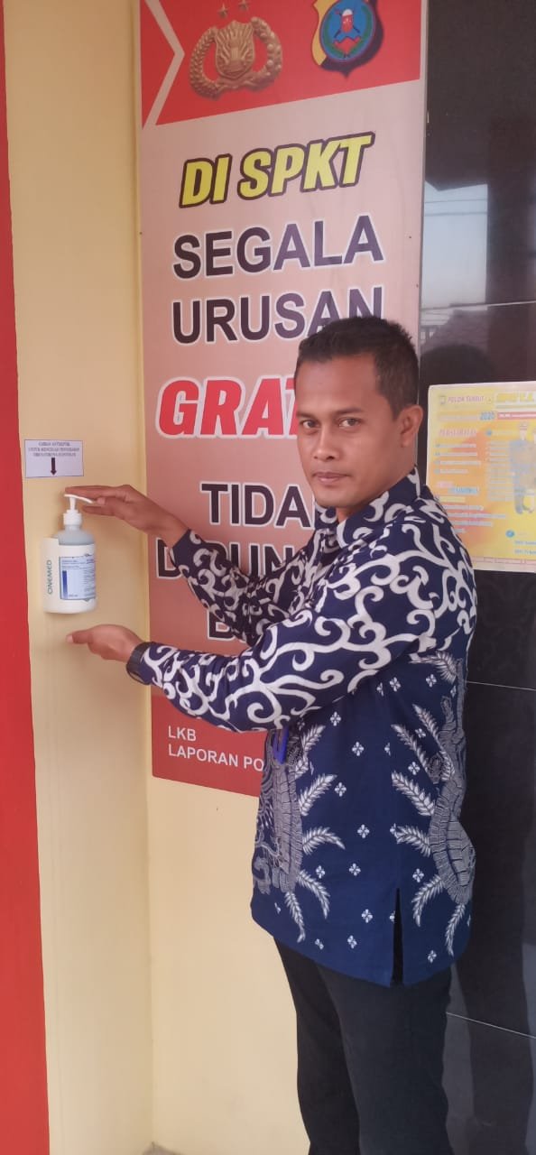 Polresta Deli Serdang Siapkan Cairan Antiseptik Di Pelayanan Publik.