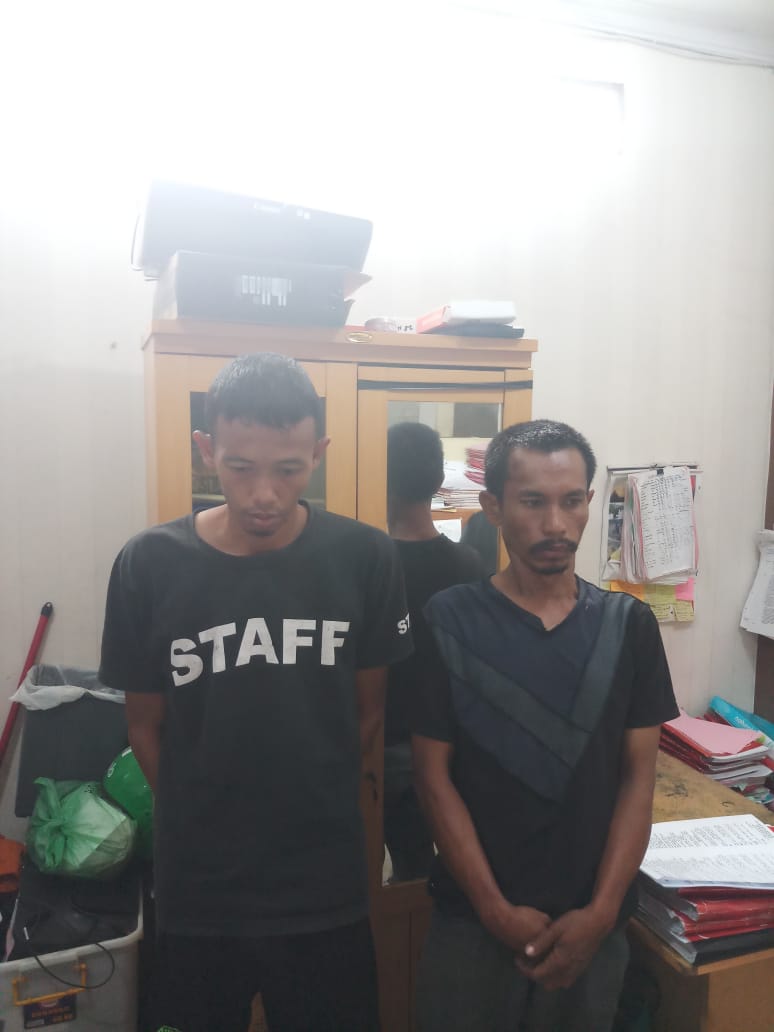 Dua Pria Pelaku Curat Dijebloskan Kedalam Sel Mapolsek Medan Helvetia