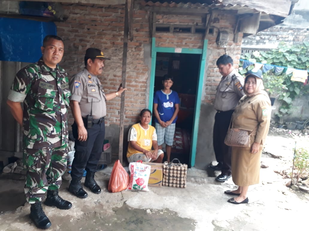 Polsek Medan Timur Giat Sambang Berikan Tali Asih Program Polrestabes Medan