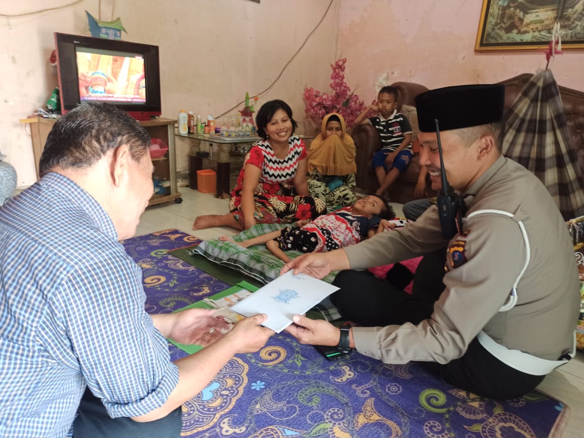 Satlantas Polrestabes Laksanakan Patroli Mejuah-Juah Berbagi Sembako dan Anjang Sana