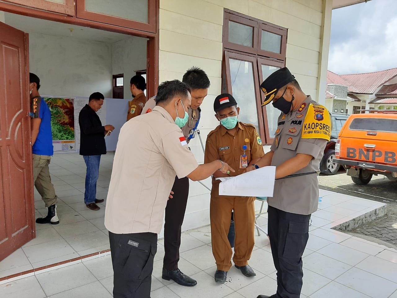 Kapolres Pakpak Bharat Sampaikan Maklumat Kapolri Kepada Personil dan Masyarakat