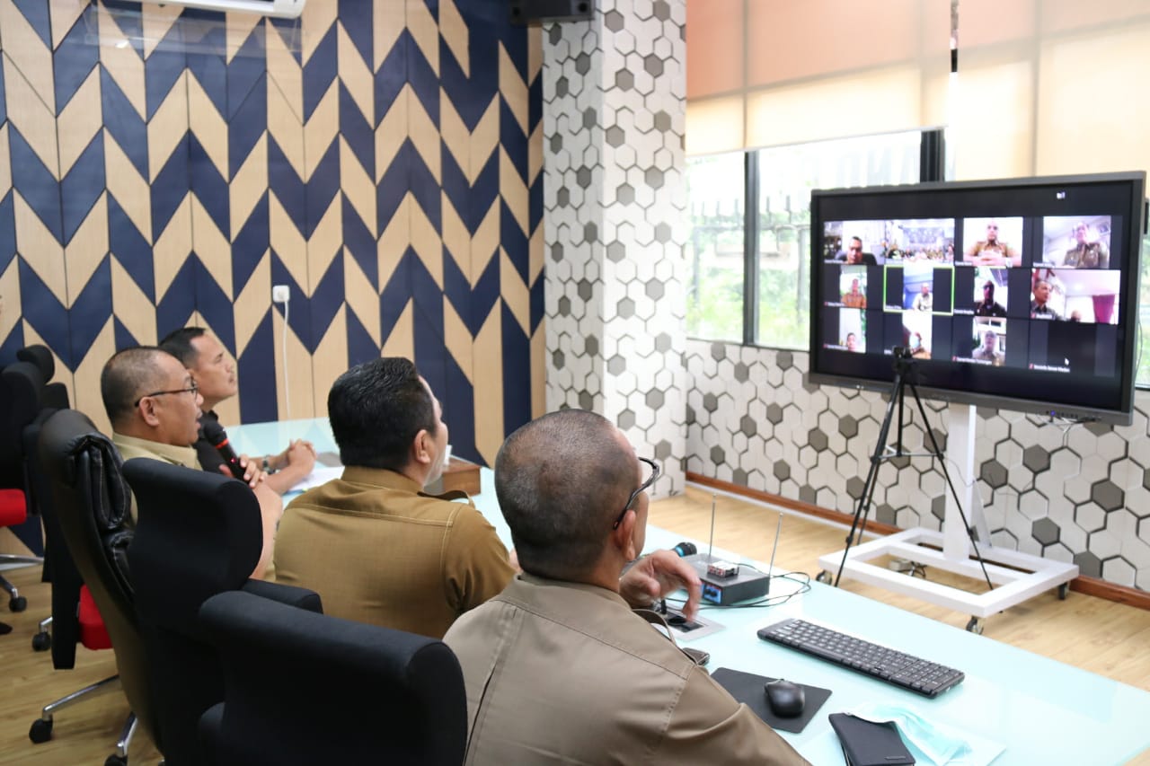 Akhyar Wajibkan Seluruh Camat Laporkan Perkembangan Penanganan Covid-19
