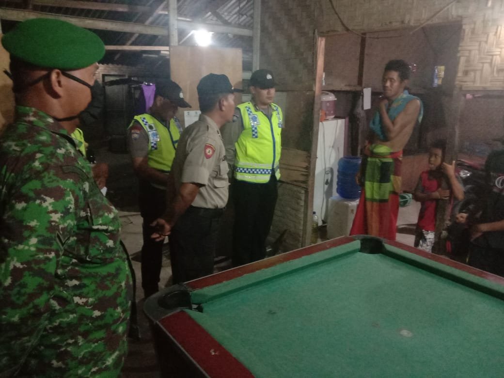 Polsek Bangun Purba Kompak Dengan Koramil 19 Lakukan Upaya Pencegahan Covid-19.