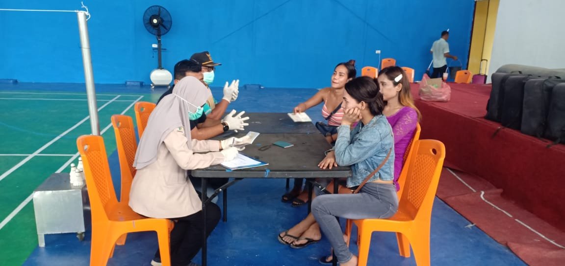 Sat Reskrim Polres Tanjung Balai Amankan 3 Waria TKI Ilegal dari Malaysia