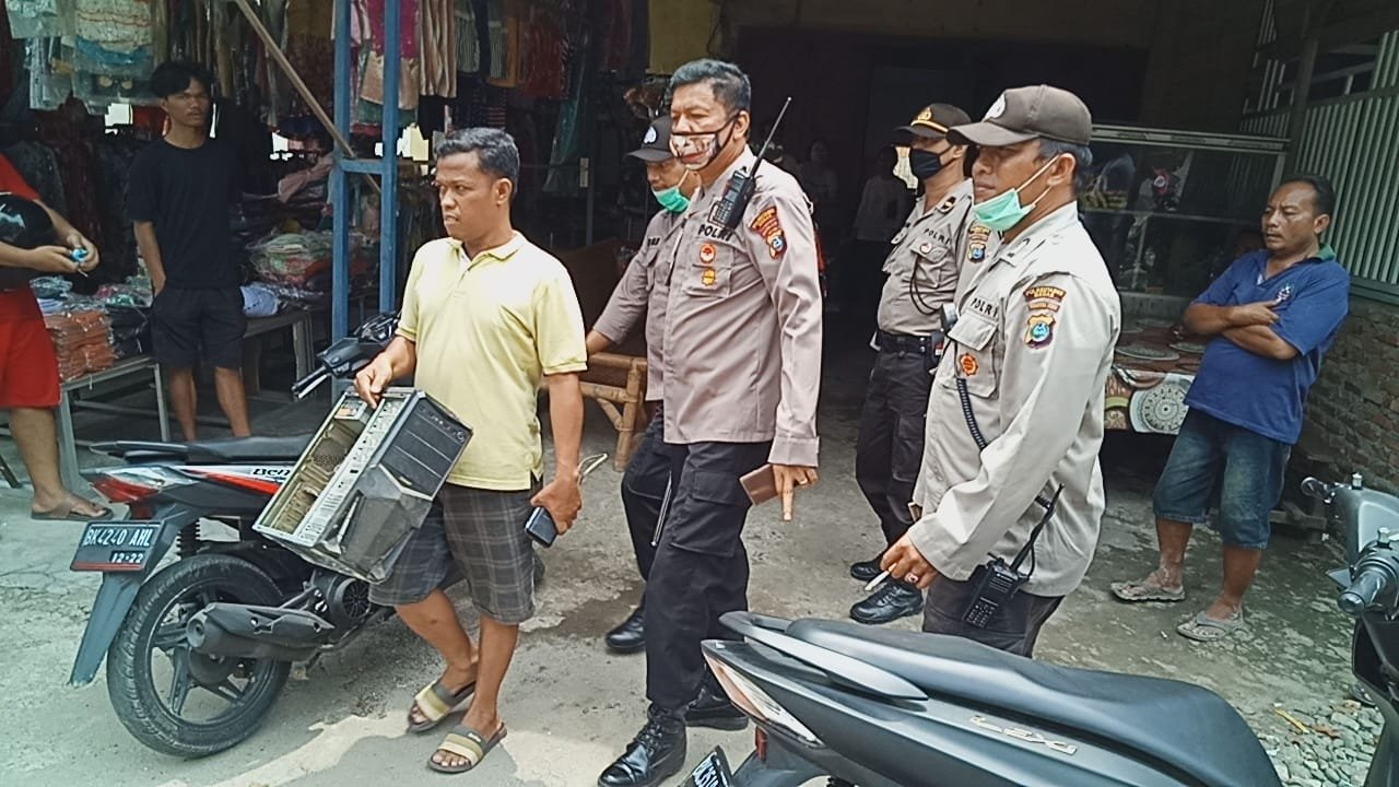 Tim Gabungan Muspika Medan Helvetia Tindak Tegas Pemilik Makro Net