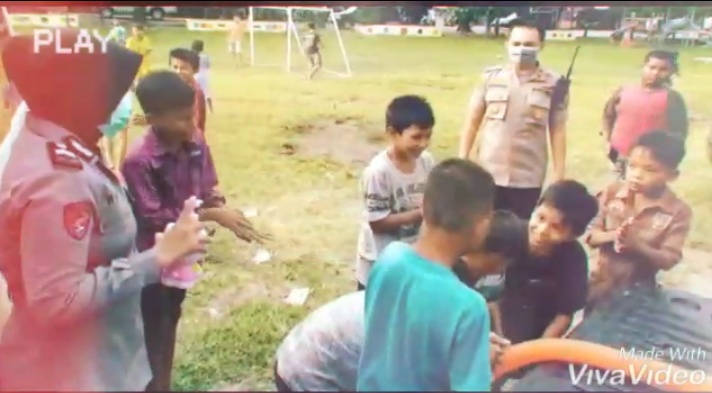 Kompol Afdal Junaidi Kapolsek Medan Barat Lakukkan Patroli Berkah Berbagi Kasih
