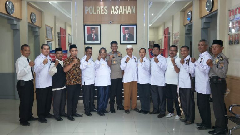 PAMK Asahan Silaturahmi Dengan Kapolres Asahan