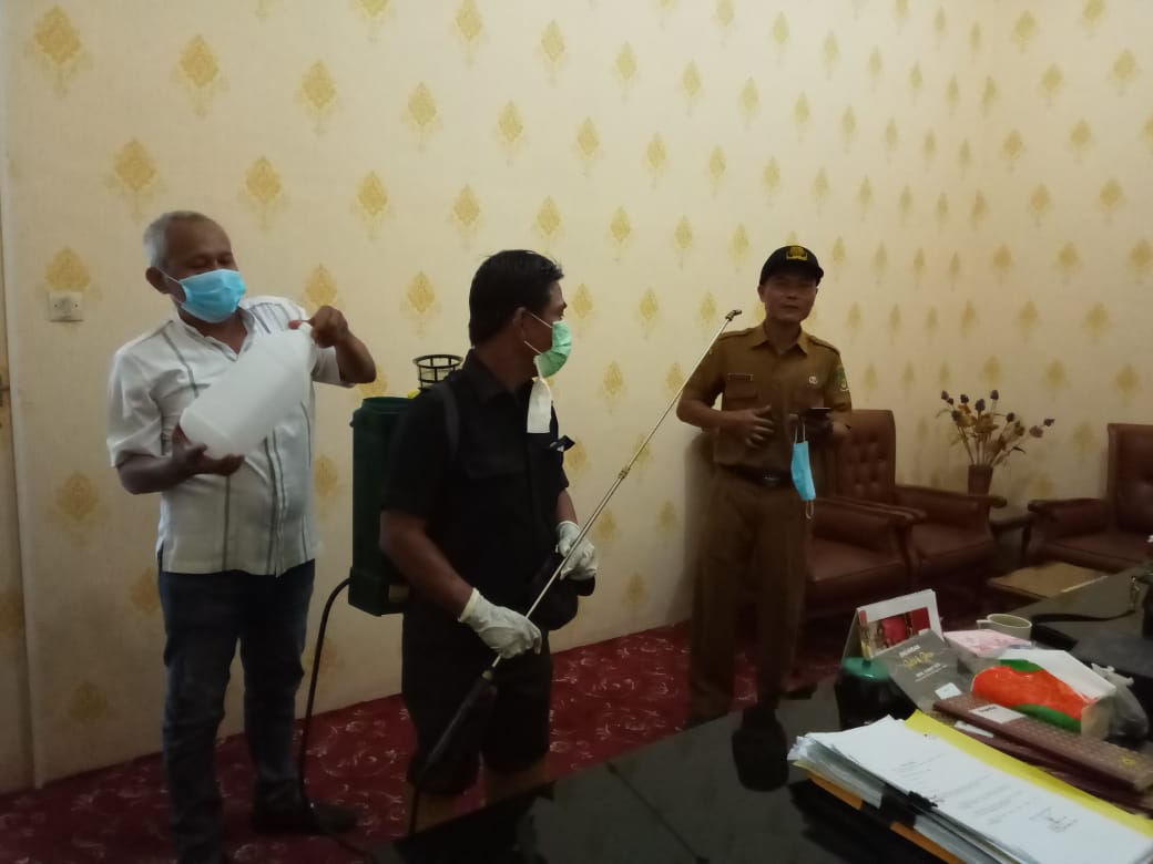 Pemkab Langkat Laksanakan Disinfektan