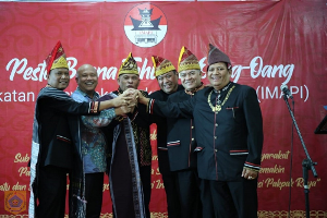 Pj. Bupati Hadiri Pesta Benna Tahun dan Oang-Oang di Jakarta