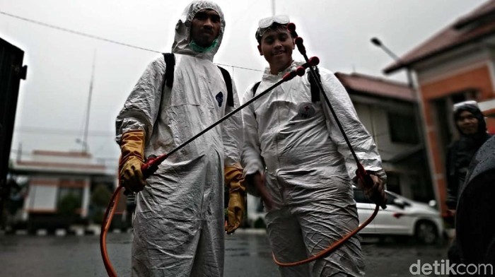 8.763 Orang Mendaftar Relawan Tangani Virus Corona