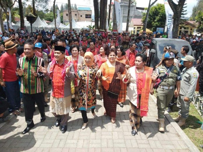 Bupati Tutup Perayaan Hari Jadi ke-74 Kabupaten Karo