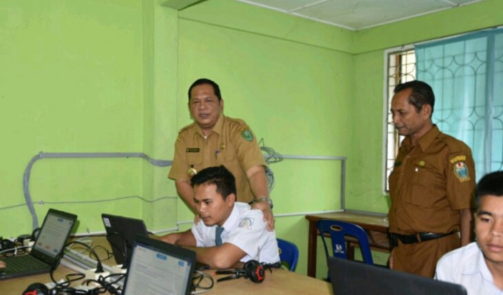 Wali Kota Padangsidimpuan tinjau persiapan UNBK