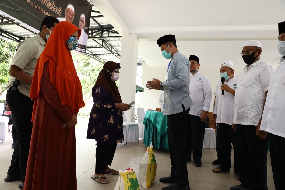 IPHI Sumut Bagikan 911 Paket Sembako dan Uang Tunai