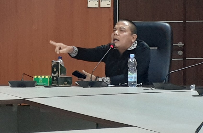 Bayek: Modal Paling Besar Tangani Covid-19 Adalah Modal Sosial