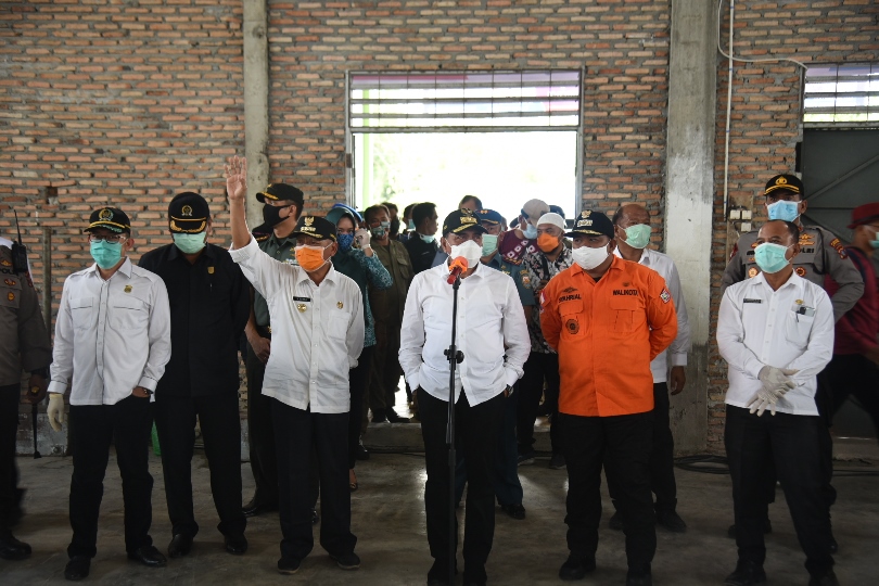 Gubernur Tinjau RSUD Tengku Mansyur dan Lokasi Isolasi TKI