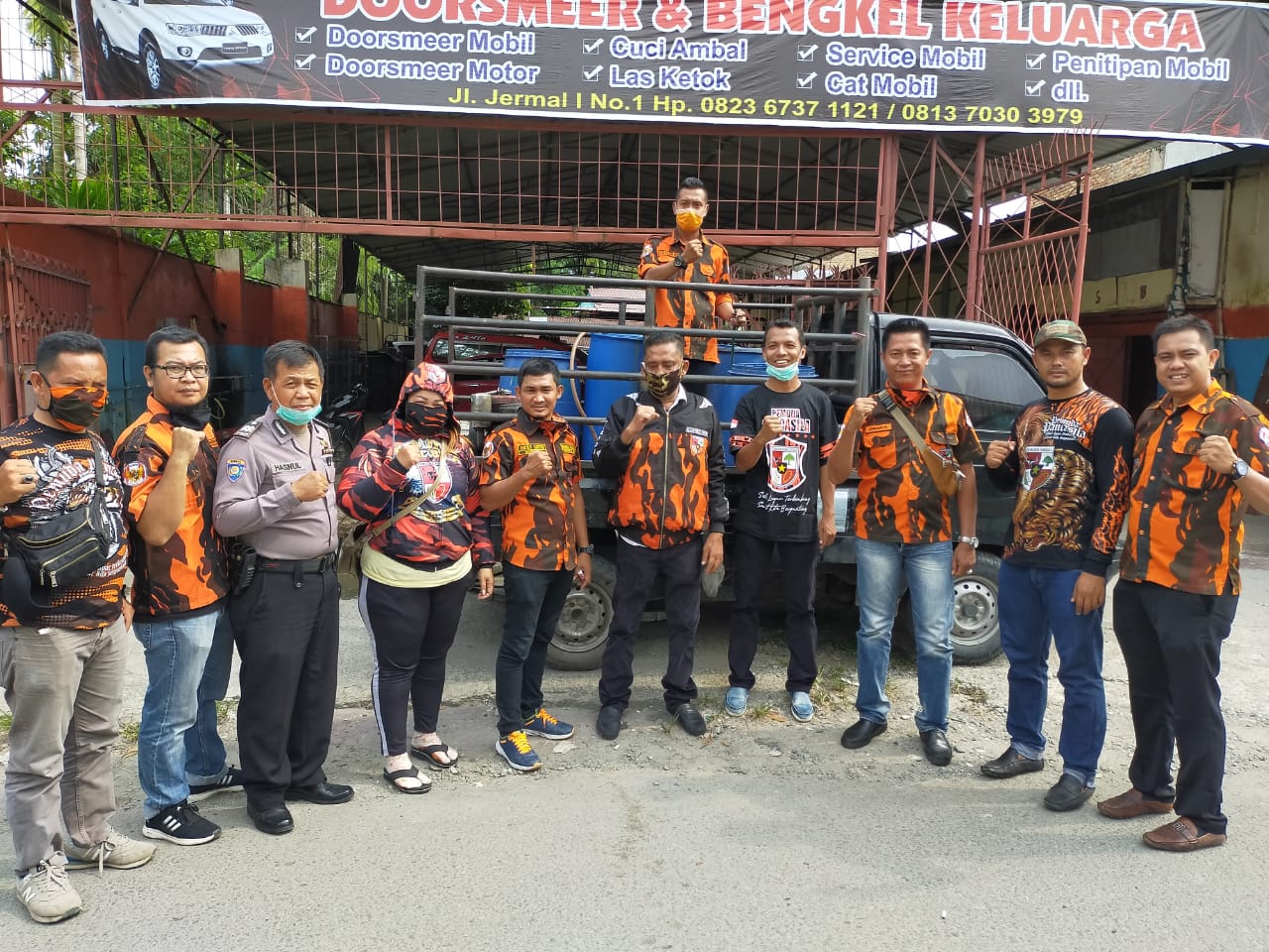 PAC Pemuda Pancasila Medan Denai Lakukan Penyemprotan Disinfektan