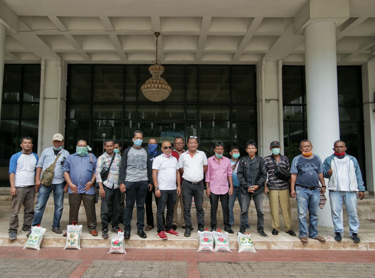 Pemko Medan Salurkan  Sembako Kepada Wartawan