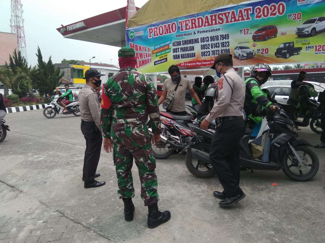 Muspika Helvetia Himbau Warganya Jaga Jarak dan Jangan Berkumpul