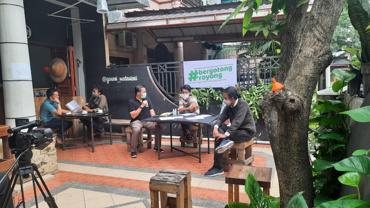 Gerakkan Gotong Royong, Mari Jalin Kerjasama Dengan Masyarakat Atasi Covid -19