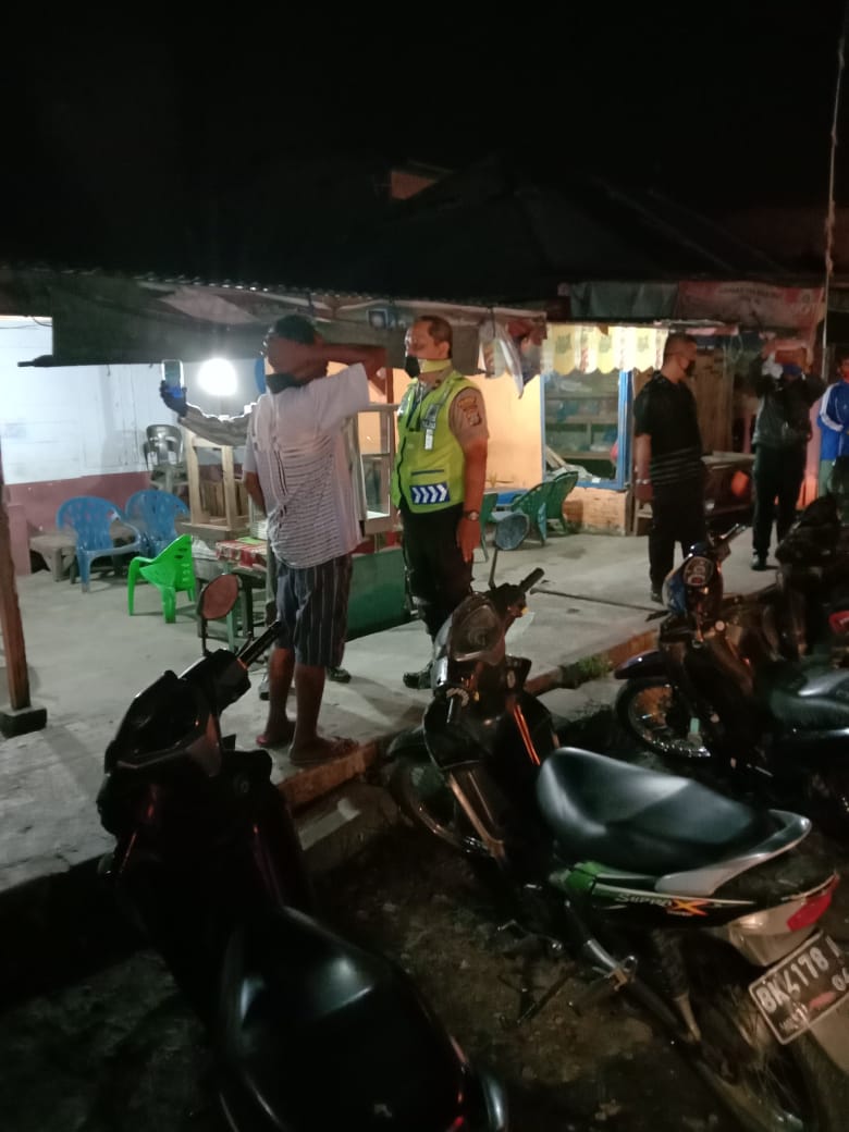 Upaya Cegah Virus Corona ,Polsek Lubuk Pakam Himbau Warga Tidak Berkerumun Di Keramaian