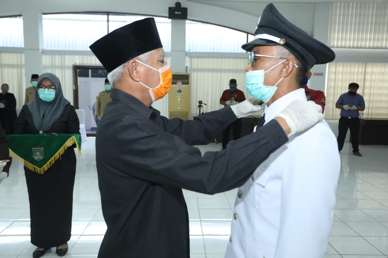 Kades Perbangunan dan Kades Sukadamai Dilantik
