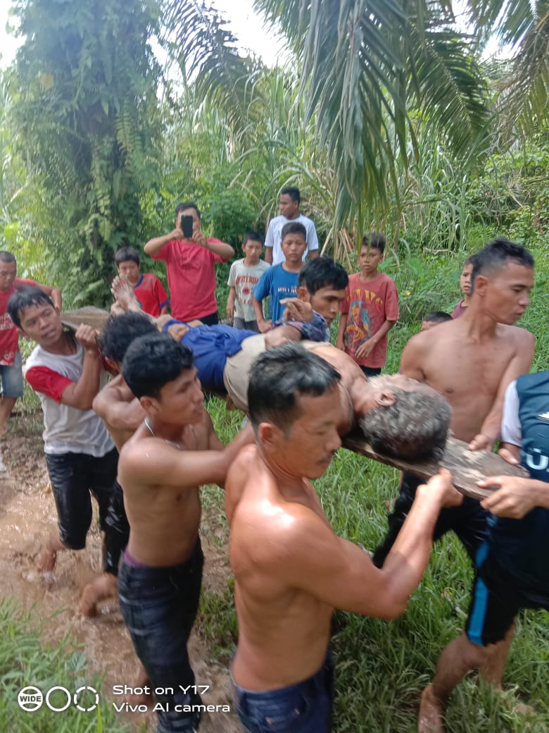 Lansia Tak Bernyawa Hanyut Terbawa Arus Sungai Batang Taris.