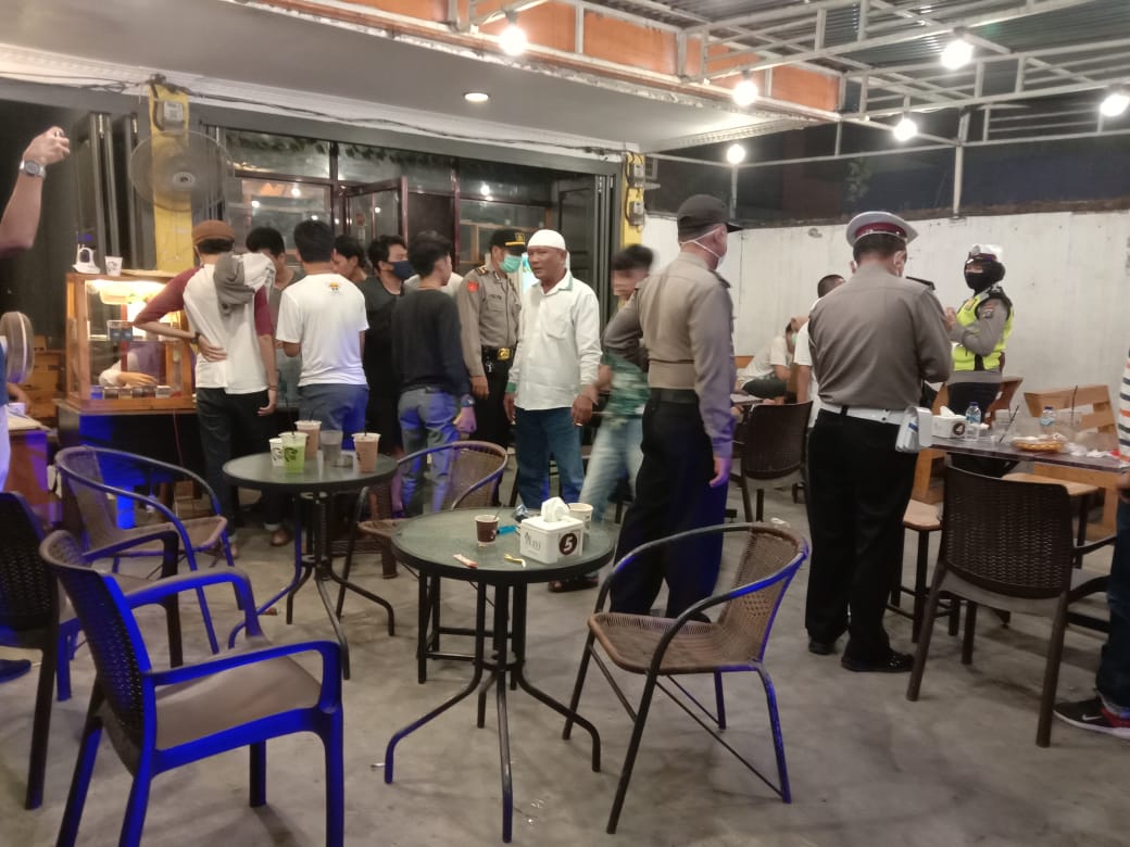 Sat Lantas Polres Tanjung Balai Laksanakan Public Speaking Dengarkan Rekaman Maklumat Kapolri