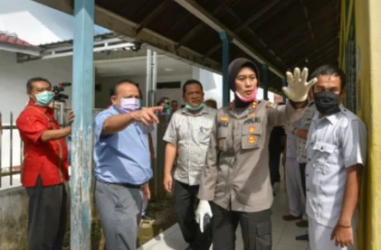 Wali Kota PSP Irsan dan Kapolres Chek ruangan isolasi Penanganan COVID-19