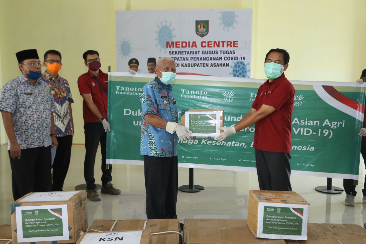 Bantuan APD Dari Tonoto Foundation dan Asian Agri Kepada GTPP Covid-19Â 
