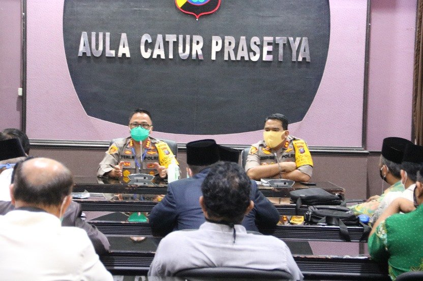 Kapolresta DS Rapat Koordinasi Bersama FKUB, Ini Lima Himbauan Yemi Mandagi