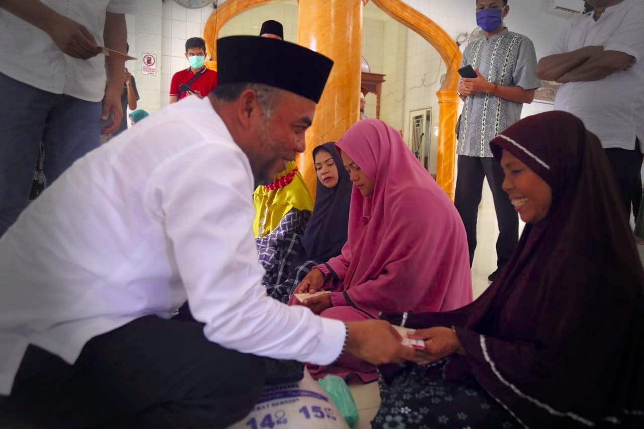 Bupati Labuhanbatu, Tebar Kebaikan Di Bulan Ramadhan