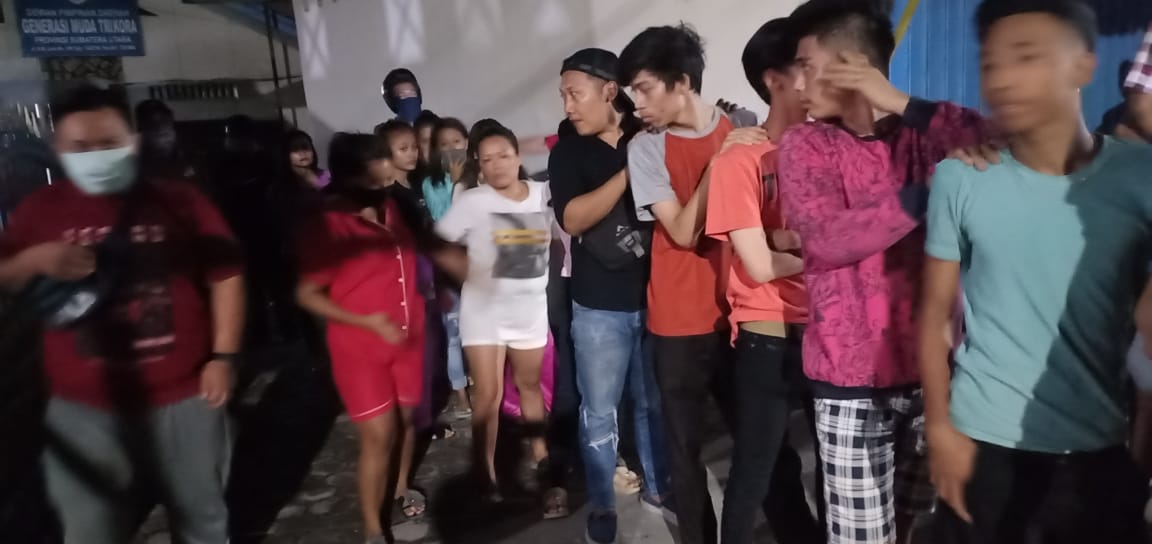 Diduga Melakukan Praktek Prostitusi Online 7 Muda- Mudi Diamankan Polisi